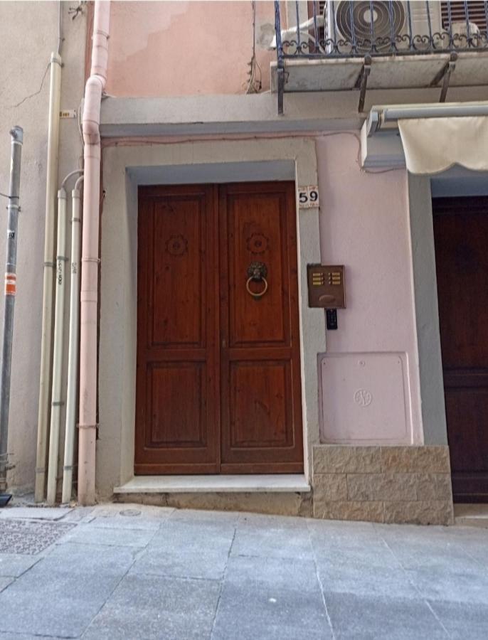 Orchidea Stanza Privata In Appartamento Condiviso "Sapori Di Mare" Cagliari Extérieur photo
